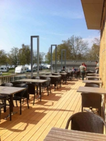 blickwinkel-restaurant-campingplatz-willam-terrasse